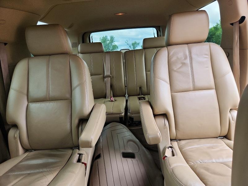 Продаж на аукціоні авто 2011 Chevrolet Suburban, vin: 1GNSKJE3XBR268300, номер лоту: 58003866