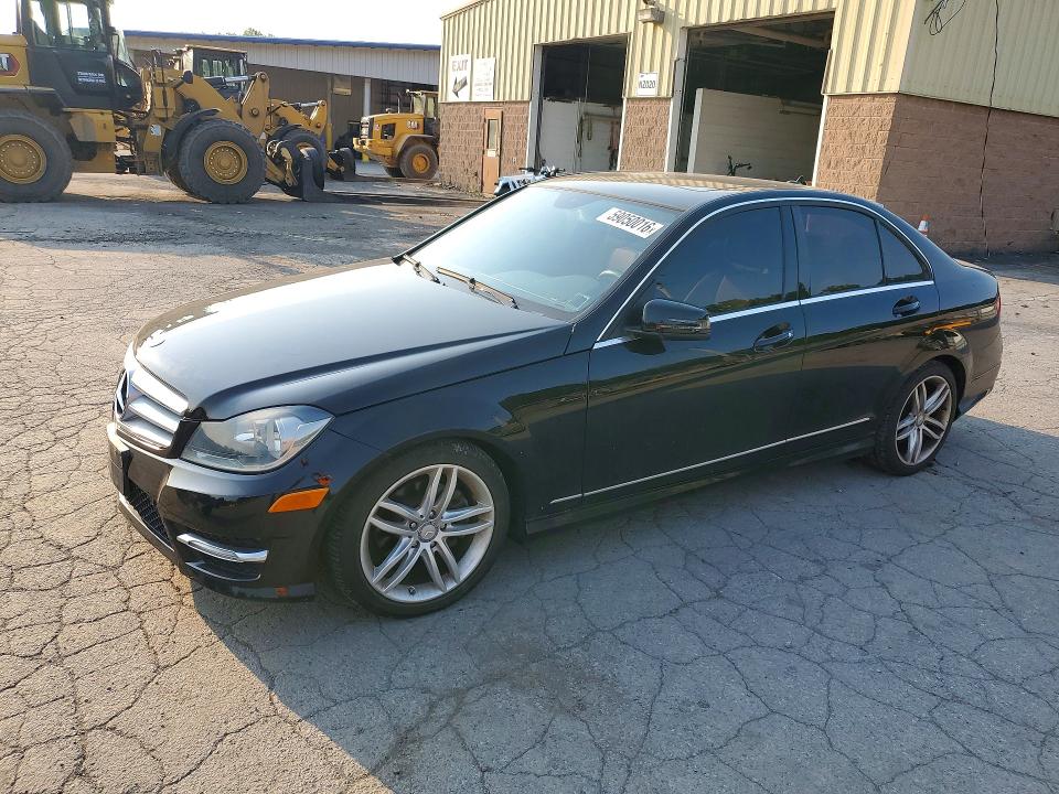59050016 :رقم المزاد ، WDDGF8BB2CR205092 vin ، 2012 Mercedes-benz C مزاد بيع
