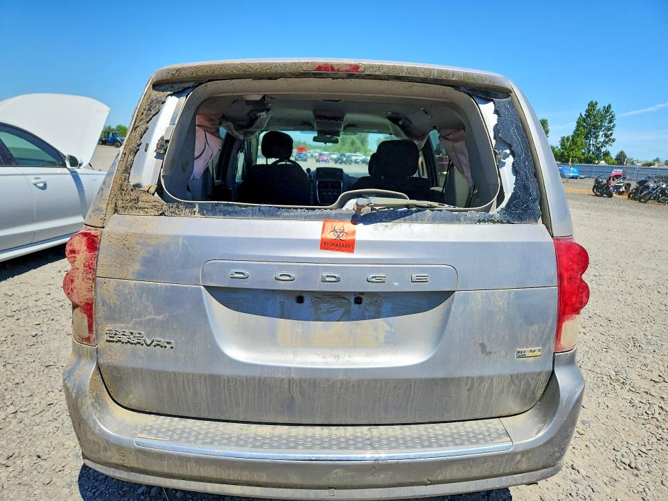 51923856 :رقم المزاد ، 2C4RDGBG8FR702192 vin ، 2015 Dodge Grand Caravan مزاد بيع