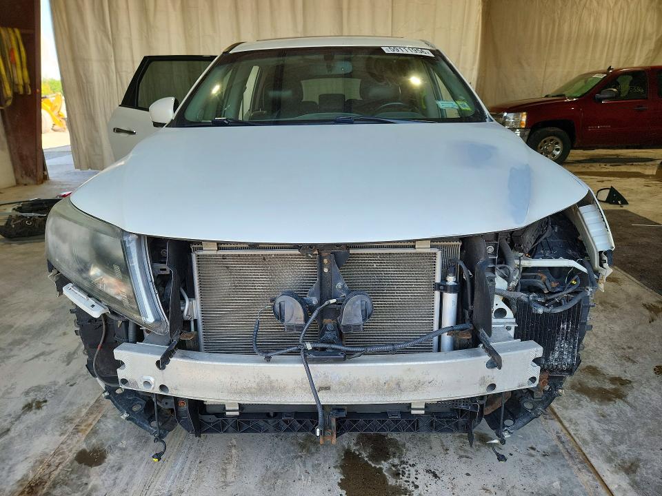 2015 Nissan Pathfinder მანქანა იყიდება აუქციონზე, vin: 5N1AR2MM3FC618855, აუქციონის ნომერი: 59111956