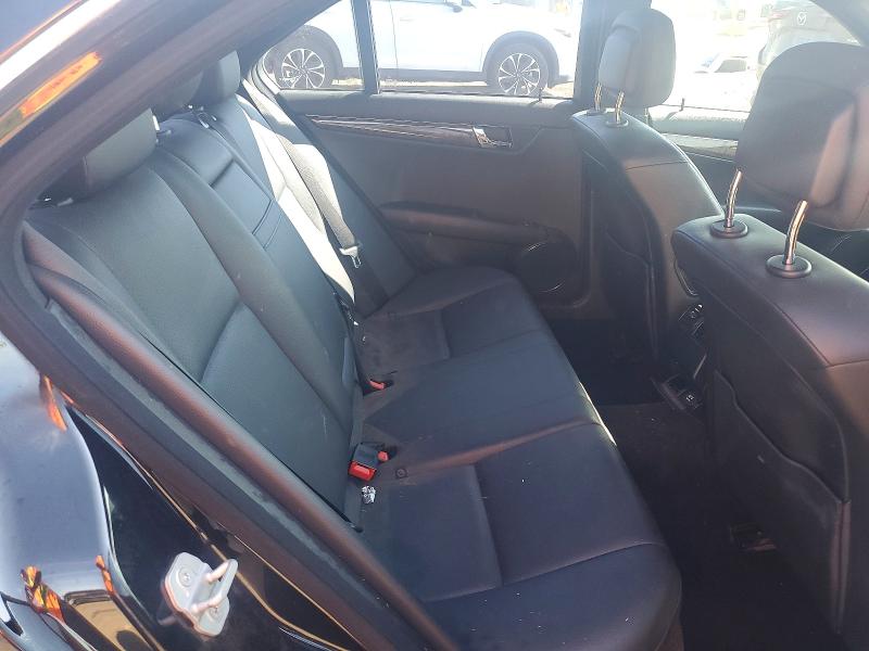 58628876 :رقم المزاد ، WDDGF81X89F327057 vin ، 2009 Mercedes-benz C مزاد بيع