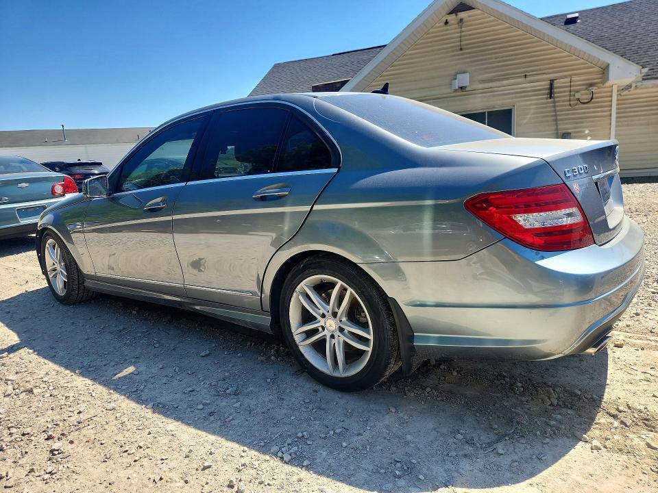 Продажа на аукционе авто 2013 Mercedes-benz C, vin: WDDGF8ABXDR248582, номер лота: 55439316