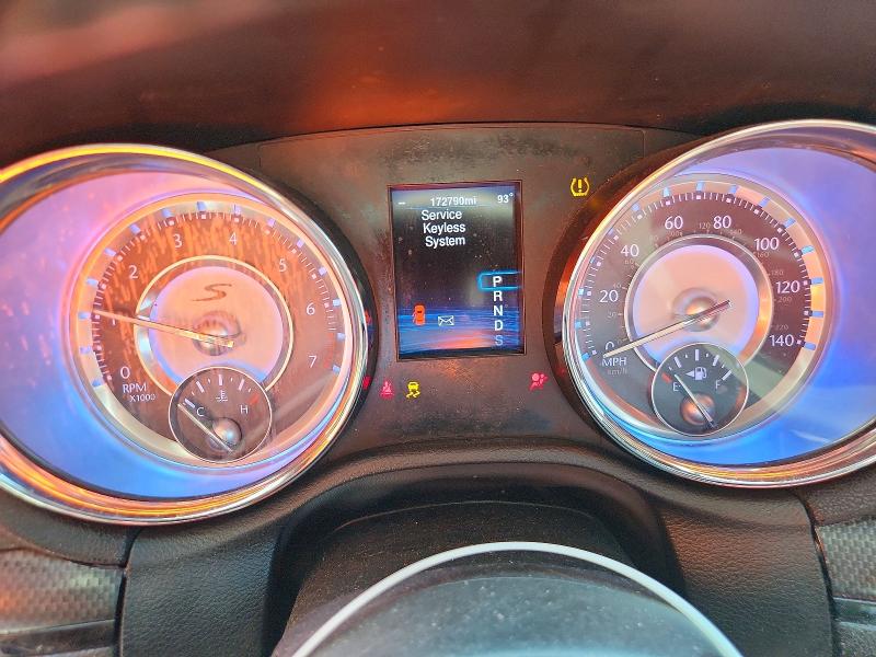 2013 Chrysler 300 მანქანა იყიდება აუქციონზე, vin: 2C3CCABG2DH740028, აუქციონის ნომერი: 55516546