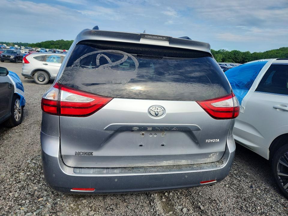 2018 Toyota Sienna მანქანა იყიდება აუქციონზე, vin: 5TDYZ3DC7JS938249, აუქციონის ნომერი: 52410056