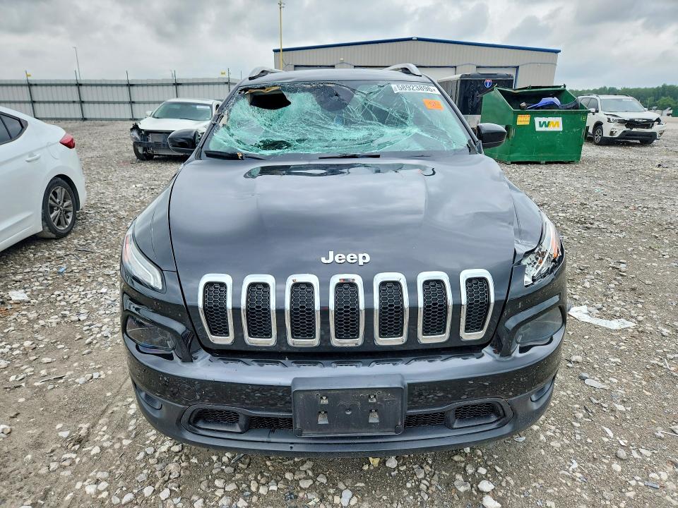 58923896 :رقم المزاد ، 1C4PJMCS8EW232494 vin ، 2014 Jeep Cherokee مزاد بيع