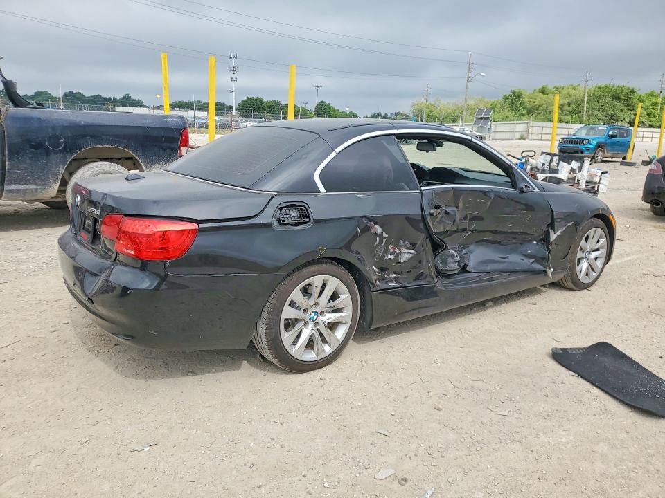 56474146 :رقم المزاد ، WBADW7C51BE726386 vin ، 2011 Bmw 328 مزاد بيع