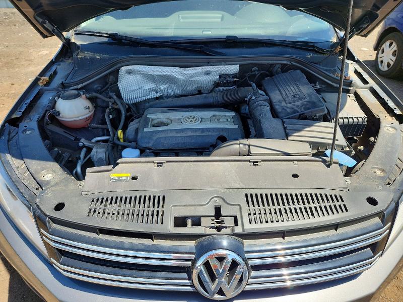 55875666 :رقم المزاد ، WVGBV7AX8HK044354 vin ، 2017 Volkswagen Tiguan مزاد بيع
