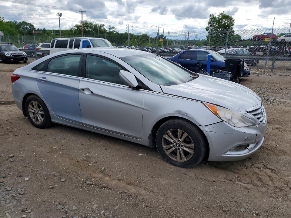 56092966 :رقم المزاد ، 5NPEB4AC4DH520016 vin ، 2013 Hyundai Sonata مزاد بيع