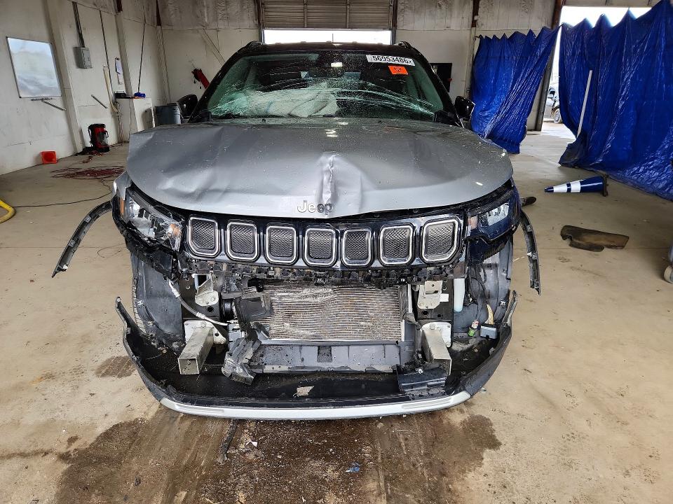 56953486 :رقم المزاد ، 3C4NJDCB6NT112061 vin ، 2022 Jeep Compass مزاد بيع