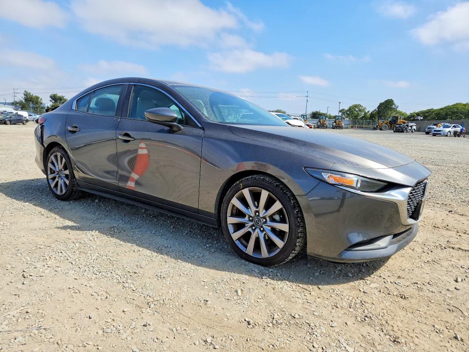 58776196 :رقم المزاد ، 3MZBPACLXLM122623 vin ، 2020 Mazda 3 مزاد بيع
