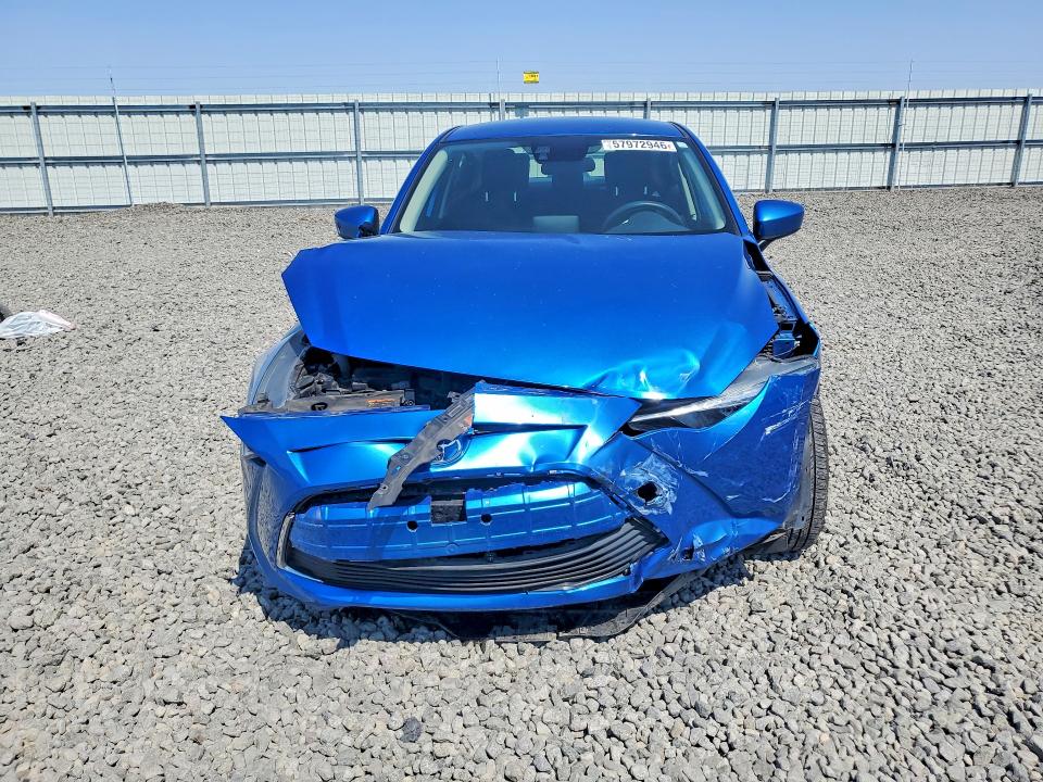 2018 Toyota Yaris Ia მანქანა იყიდება აუქციონზე, vin: 3MYDLBYVXJY300819, აუქციონის ნომერი: 57972946
