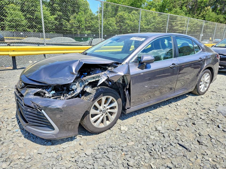 Продаж на аукціоні авто 2022 Toyota Camry, vin: 4T1C11AK5NU004203, номер лоту: 57784926