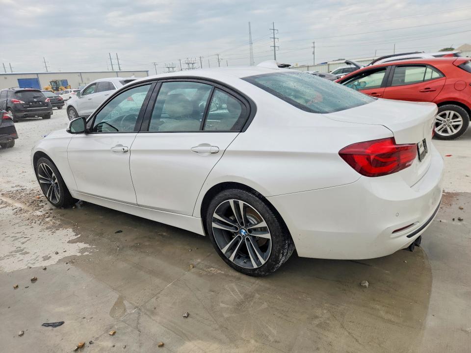 58393866 :رقم المزاد ، WBA8B9C56JEE81773 vin ، 2018 Bmw 330 مزاد بيع