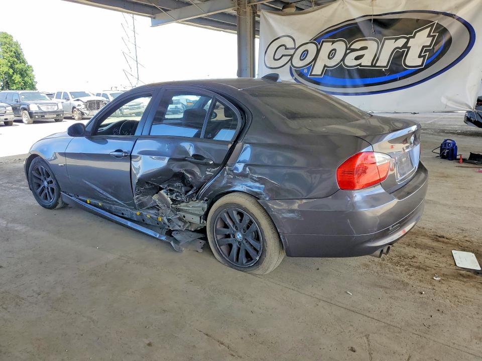 58644436 :رقم المزاد ، WBAVB135X6PT16645 vin ، 2006 Bmw 325 مزاد بيع