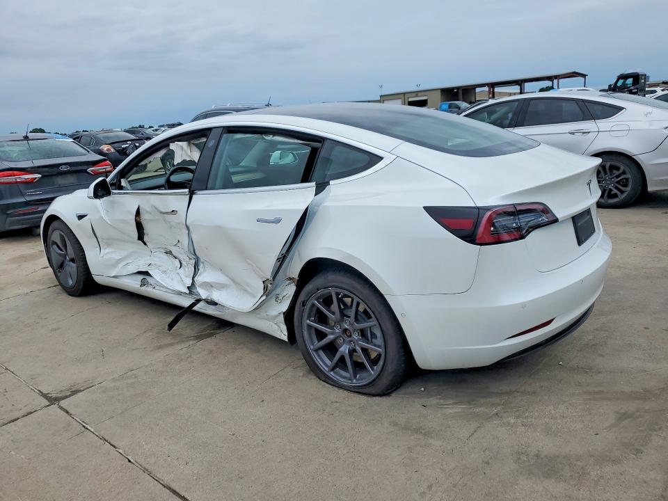 57766026 :رقم المزاد ، 5YJ3E1EA6KF314004 vin ، 2019 Tesla Model 3 مزاد بيع