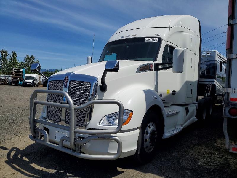 52896516 :رقم المزاد ، 1XKYD49X9JJ182070 vin ، 2018 Kenworth T680 مزاد بيع