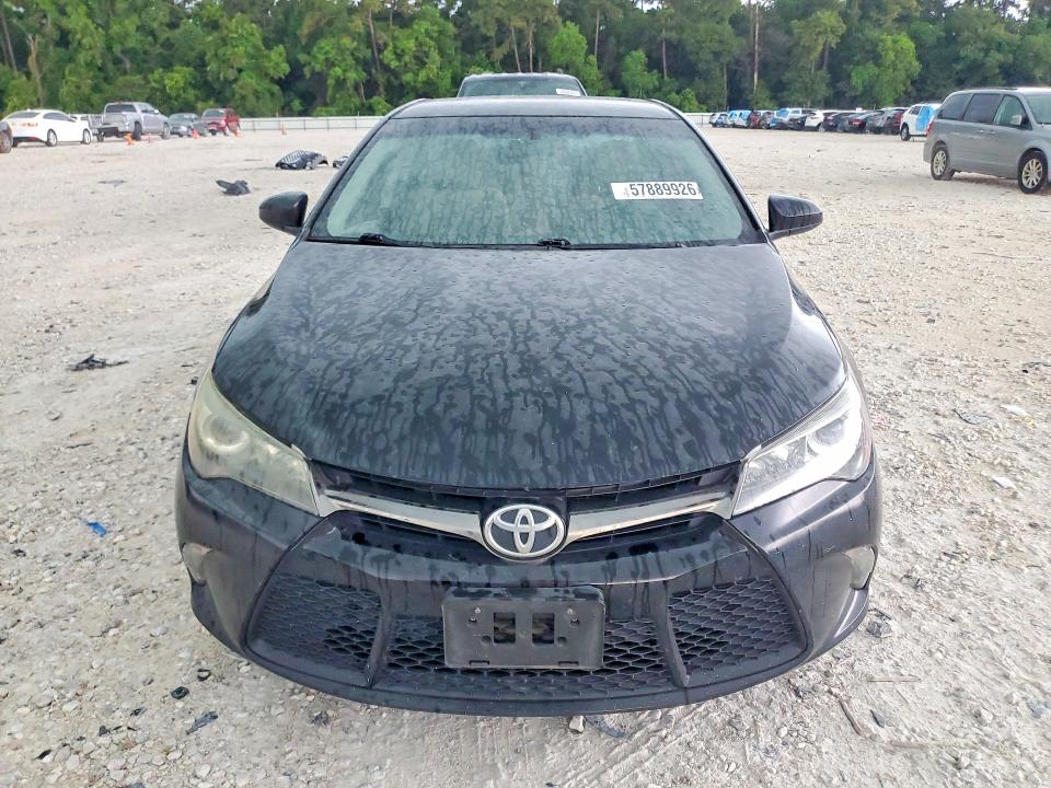 57889926 :رقم المزاد ، 4T1BF1FK5GU551514 vin ، 2016 Toyota Camry مزاد بيع