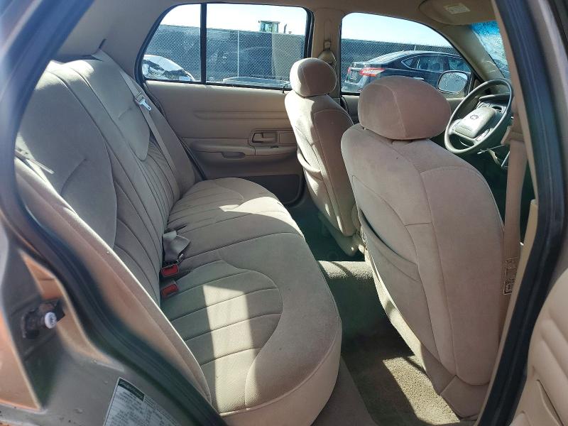 Продаж на аукціоні авто 2002 Ford Crown Victoria, vin: 2FAFP73W02X101208, номер лоту: 58352796