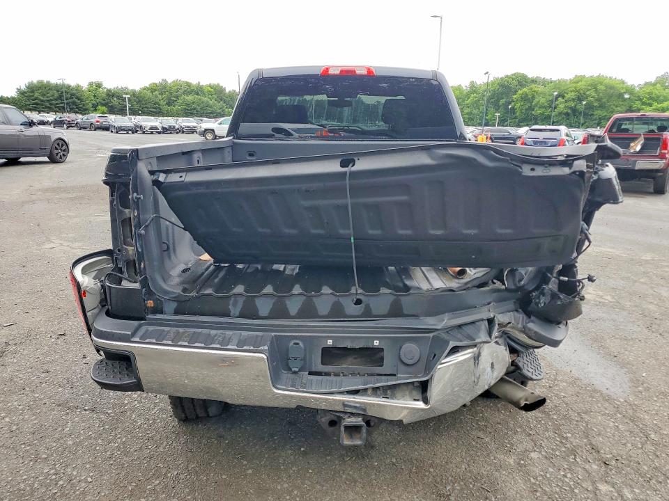 58360976 :رقم المزاد ، 1GC2KVEG2JZ273346 vin ، 2018 Chevrolet Silverado مزاد بيع