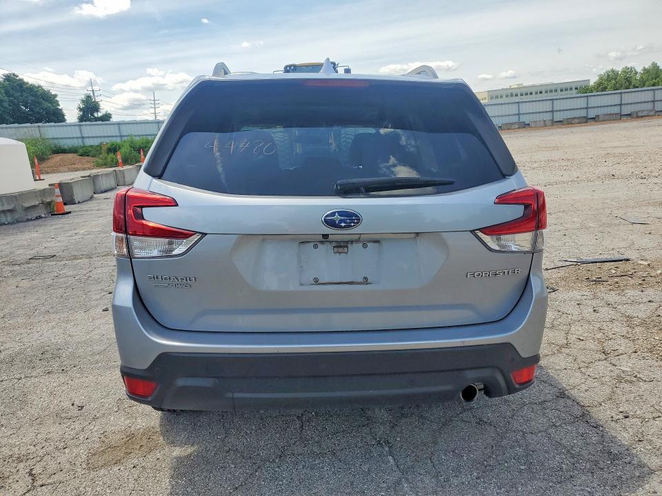 Продажа на аукционе авто 2019 Subaru Forester, vin: JF2SKAUC0KH535851, номер лота: 57731306