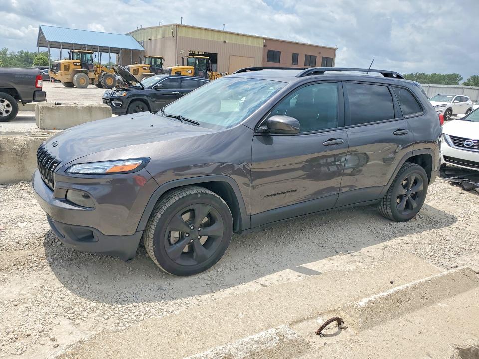 56811956 :رقم المزاد ، 1C4PJLCB6JD554096 vin ، 2018 Jeep Cherokee مزاد بيع