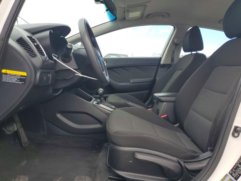 2018 Kia Forte მანქანა იყიდება აუქციონზე, vin: 3KPFK4A74JE268632, აუქციონის ნომერი: 59128116