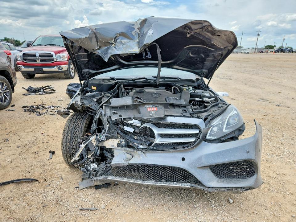 55819536 :رقم المزاد ، WDDHF5KB6GB282372 vin ، 2016 Mercedes-benz E مزاد بيع