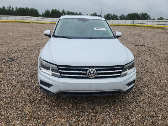 57698896 :رقم المزاد ، 3VV3B7AX6JM200084 vin ، 2018 Volkswagen Tiguan مزاد بيع