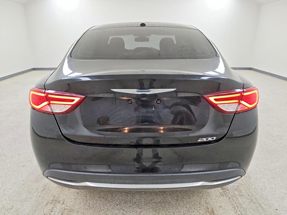 54179066 :رقم المزاد ، 1C3CCCAB1FN588366 vin ، 2015 Chrysler 200 مزاد بيع