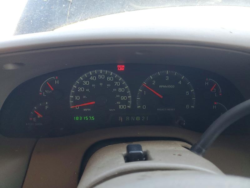 Продажа на аукционе авто 2000 Ford Expedition, vin: 1FMFU18L7YLB54682, номер лота: 55843726