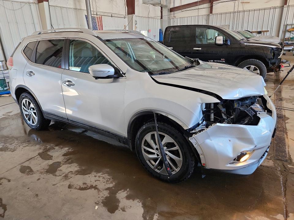 2015 Nissan Rogue მანქანა იყიდება აუქციონზე, vin: 5N1AT2MV3FC866355, აუქციონის ნომერი: 57860436