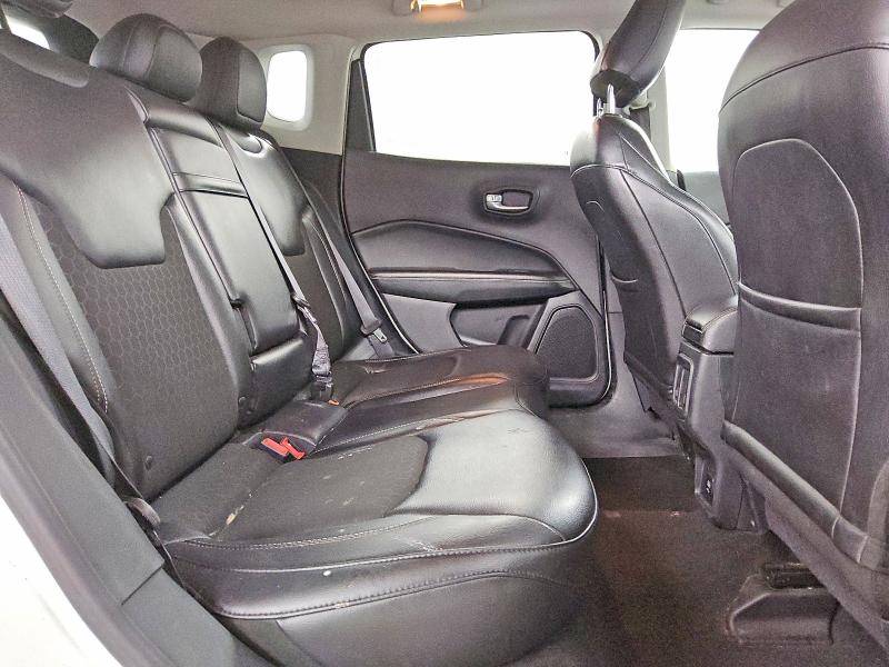 2018 Jeep Compass მანქანა იყიდება აუქციონზე, vin: 3C4NJDBBXJT192279, აუქციონის ნომერი: 57013656