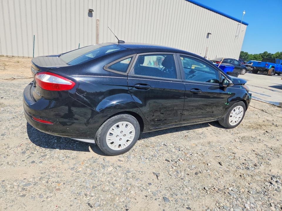 56064166 :رقم المزاد ، 3FADP4AJ0GM180041 vin ، 2016 Ford Fiesta مزاد بيع