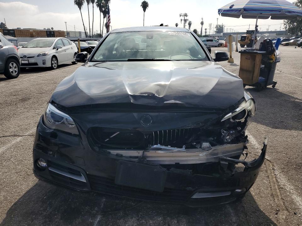 57599706 :رقم المزاد ، WBA5A5C56GD527824 vin ، 2016 Bmw 528 مزاد بيع