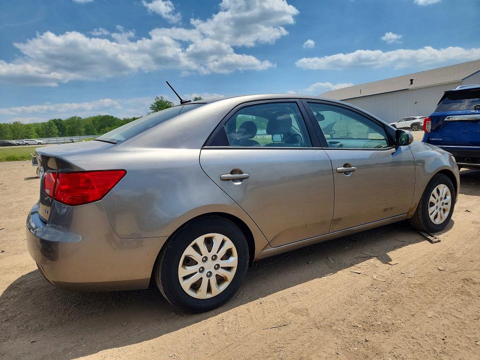 2012 Kia Forte მანქანა იყიდება აუქციონზე, vin: KNAFU4A20C5632846, აუქციონის ნომერი: 56410466