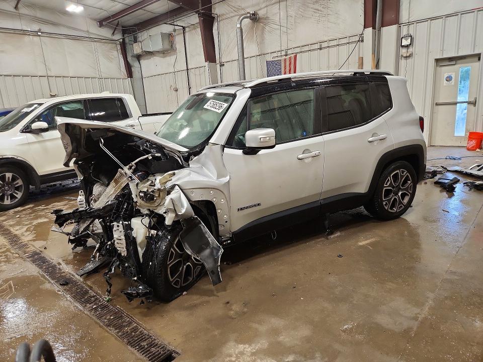 2015 Jeep Renegade მანქანა იყიდება აუქციონზე, vin: ZACCJADTXFPB32206, აუქციონის ნომერი: 57585296
