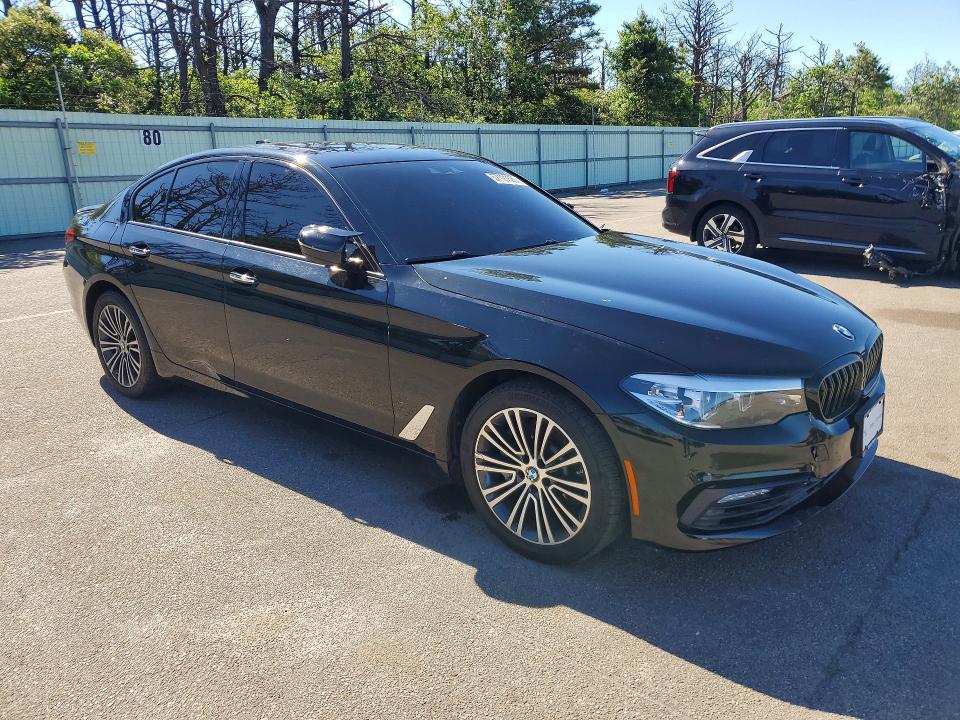57121586 :رقم المزاد ، WBAJA7C38HG903870 vin ، 2017 Bmw 530 مزاد بيع