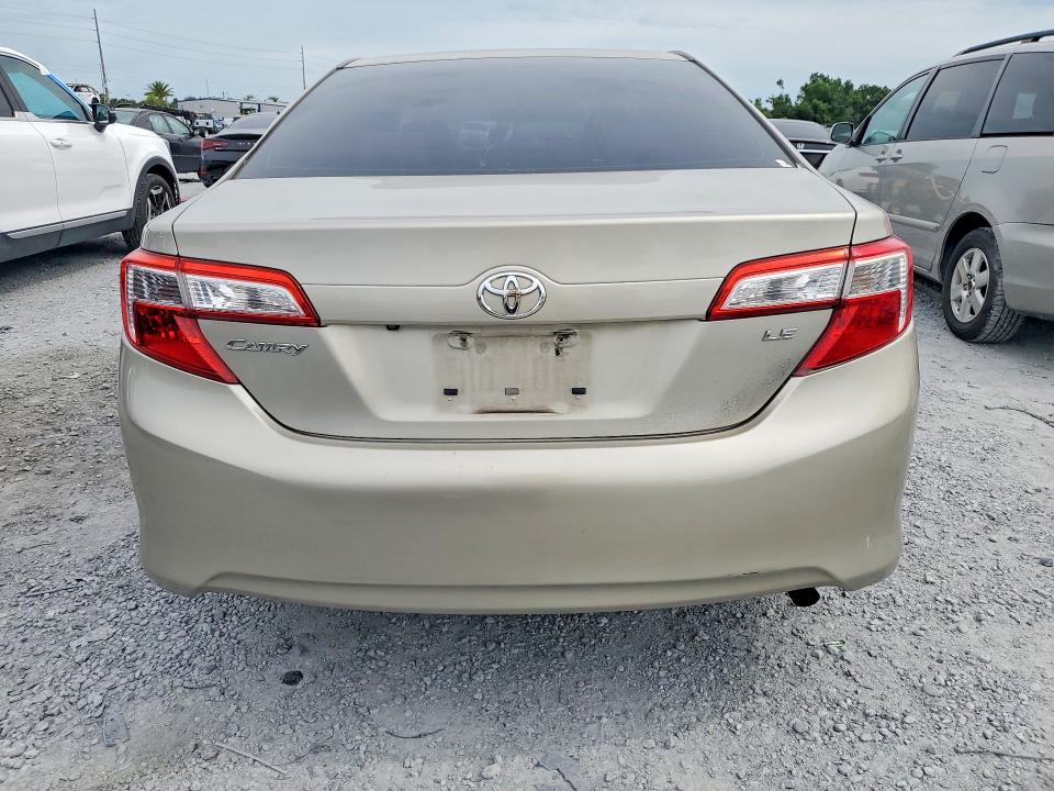 2014 Toyota Camry მანქანა იყიდება აუქციონზე, vin: 4T1BF1FK5EU852734, აუქციონის ნომერი: 56770156