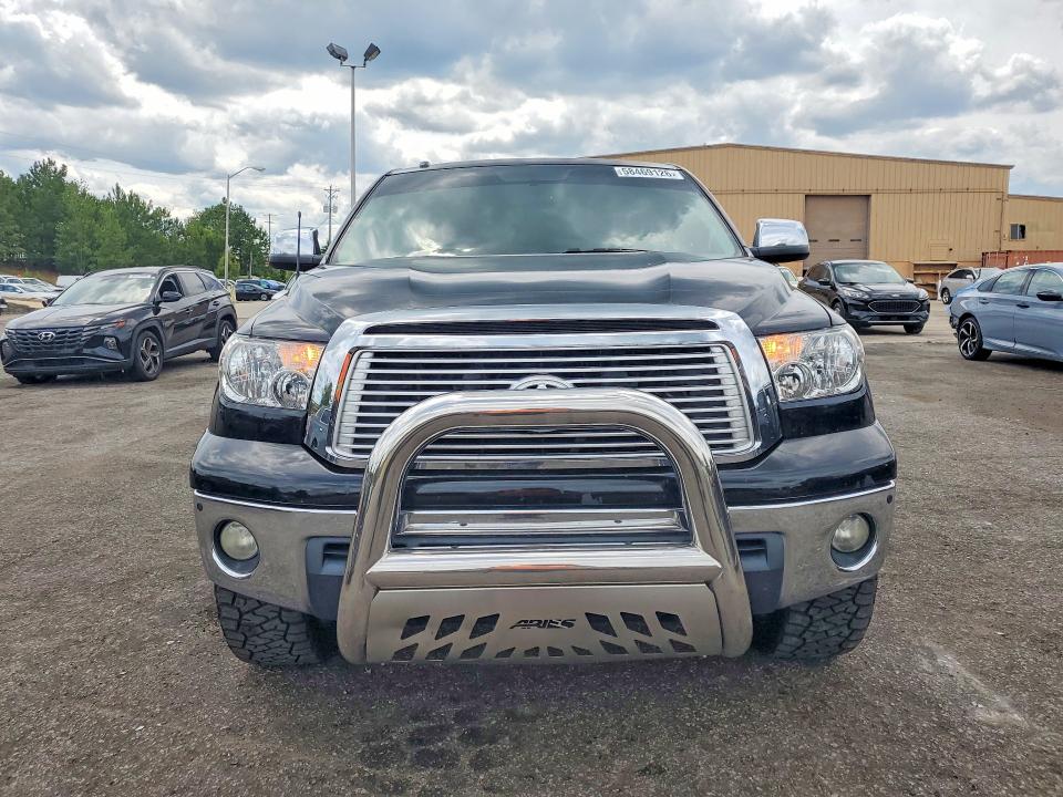 58469126 :رقم المزاد ، 5TFFY5F17DX147137 vin ، 2013 Toyota Tundra مزاد بيع