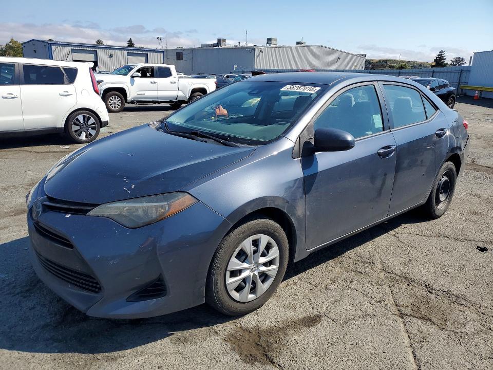 58267016 :رقم المزاد ، 5YFBPRHE0HP687281 vin ، 2017 Toyota Corolla مزاد بيع