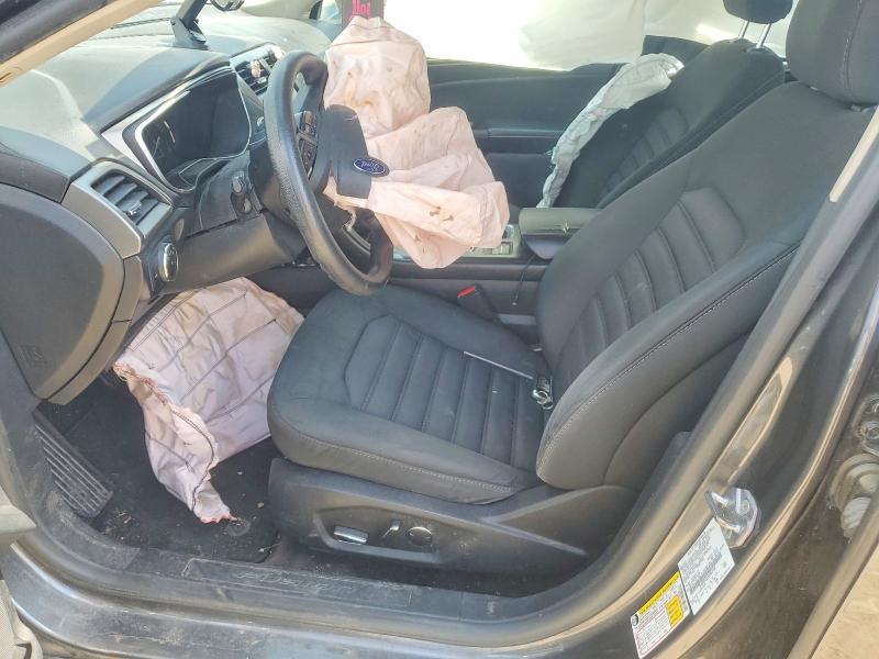 56125706 :رقم المزاد ، 3FA6P0LU6HR307436 vin ، 2017 Ford Fusion مزاد بيع