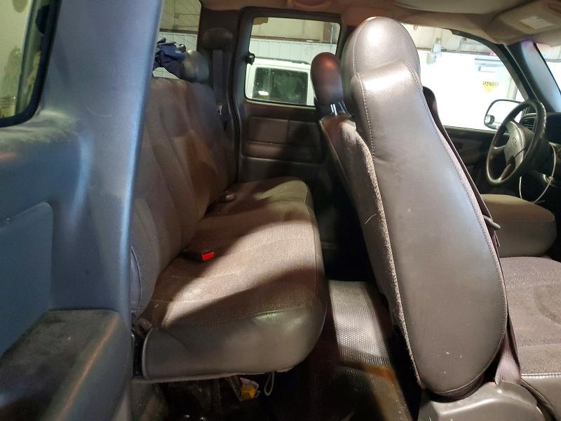 2003 Chevrolet Silverado მანქანა იყიდება აუქციონზე, vin: 2GCEC19X631365147, აუქციონის ნომერი: 56595596