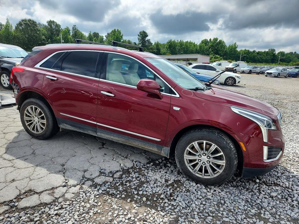 54142646 :رقم المزاد ، 1GYKNBRS7HZ302560 vin ، 2017 Cadillac Xt5 مزاد بيع