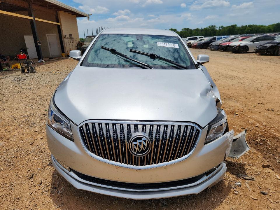 55474956 :رقم المزاد ، 1G4G45G35GF240700 vin ، 2016 Buick Lacrosse مزاد بيع