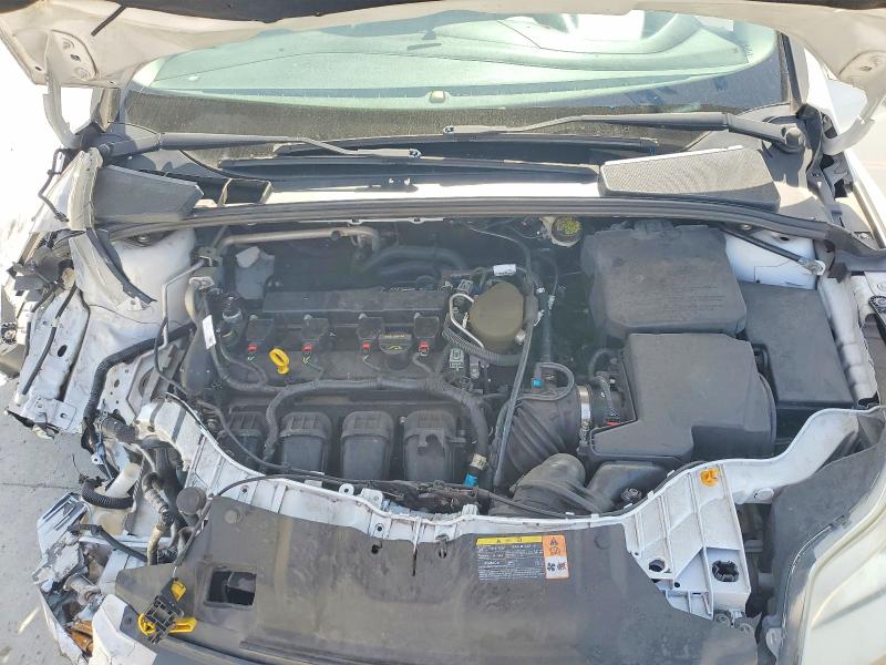 59185276 :رقم المزاد ، 1FADP3K22EL200015 vin ، 2014 Ford Focus مزاد بيع