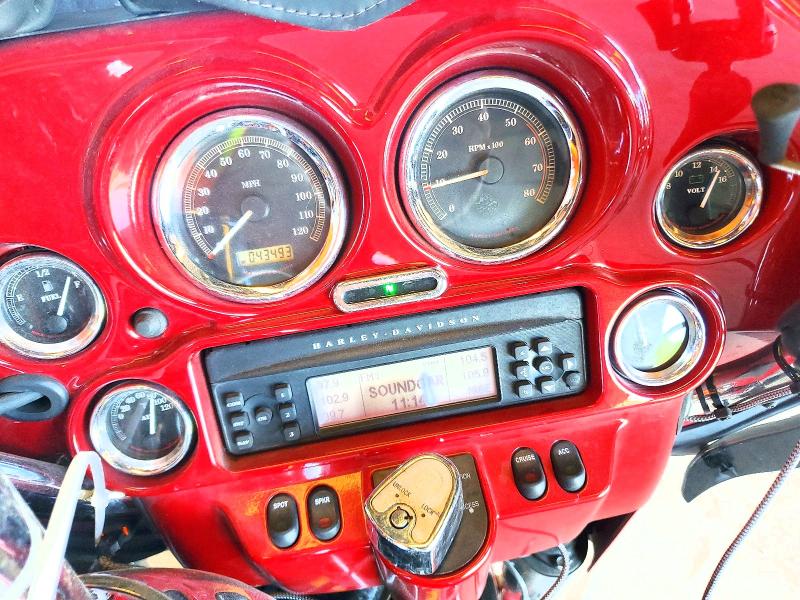 2010 Harley Davidson Flhtcu მანქანა იყიდება აუქციონზე, vin: 1HD1FC411AB655425, აუქციონის ნომერი: 55563326
