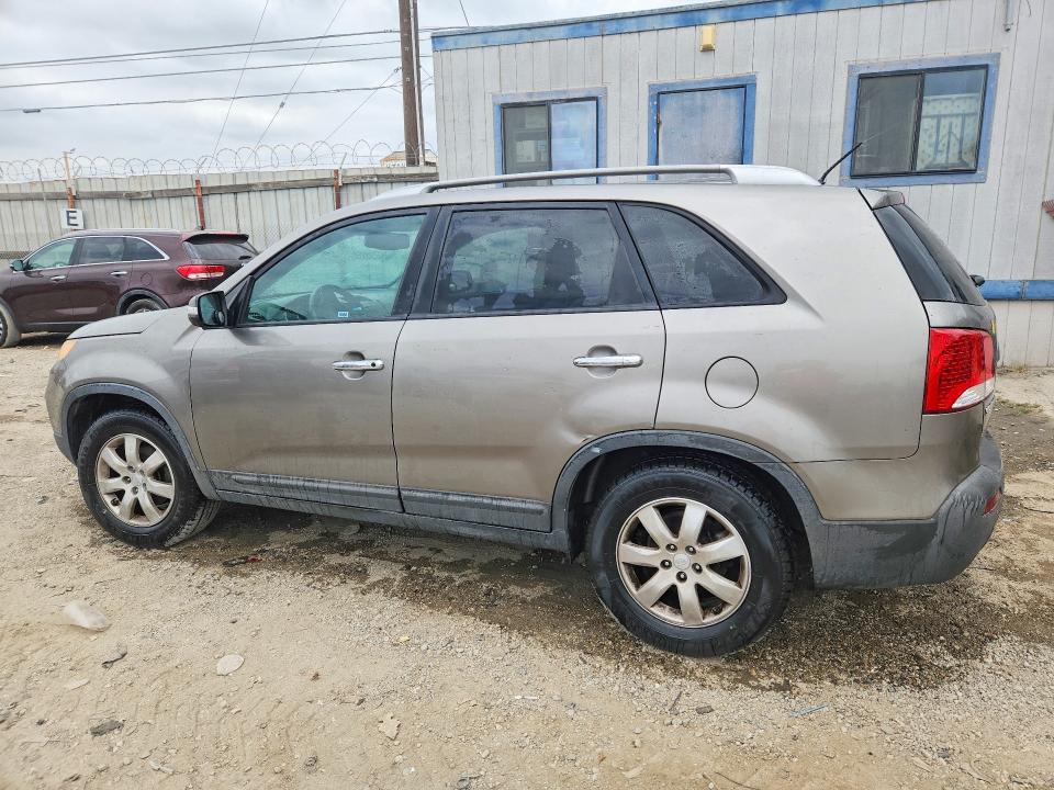 Продаж на аукціоні авто 2011 Kia Sorento, vin: 5XYKT3A11BG049939, номер лоту: 85993835