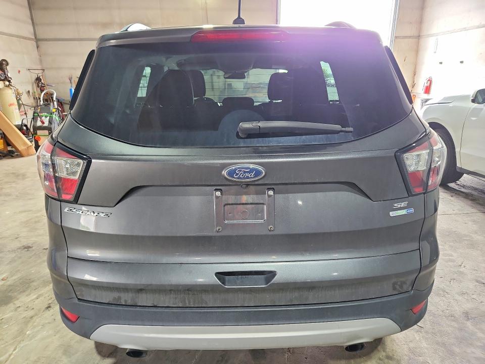 2018 Ford Escape მანქანა იყიდება აუქციონზე, vin: 1FMCU9GD8JUD03077, აუქციონის ნომერი: 56615636