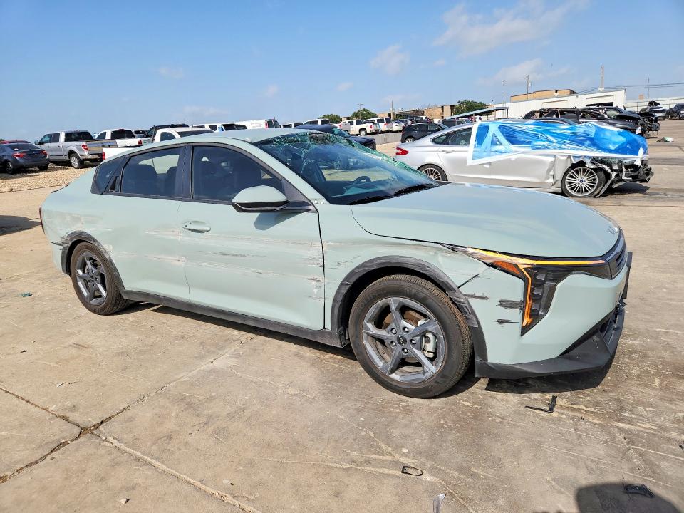 2025 Kia K4 მანქანა იყიდება აუქციონზე, vin: 3KPFT4DE3SE212674, აუქციონის ნომერი: 58881456