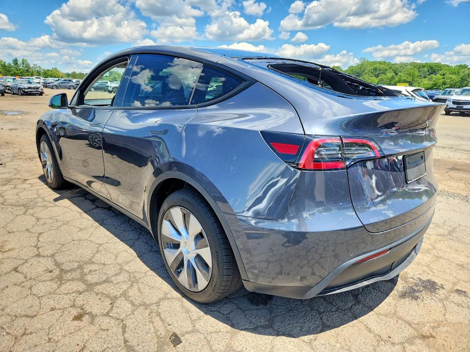 57812846 :رقم المزاد ، 7SAYGDEE2NA022150 vin ، 2022 Tesla Model Y مزاد بيع